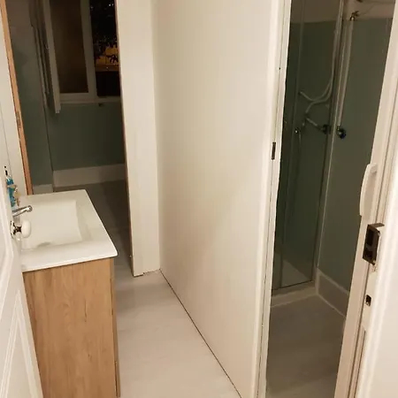 بيت شباب 7 Luz *